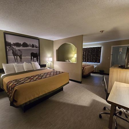 Super 8 By Wyndham Arkadelphia Caddo Valley Area Zewnętrze zdjęcie