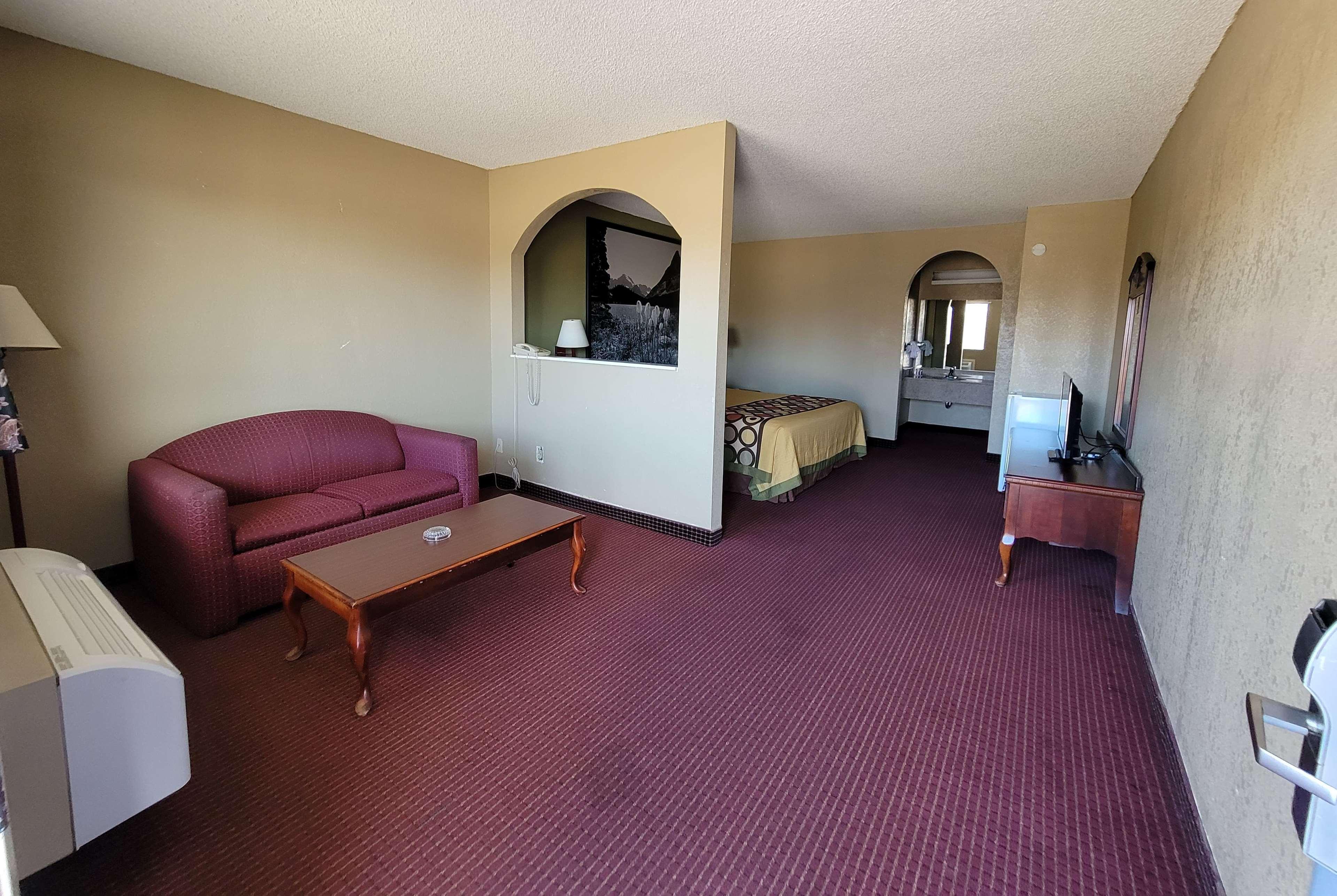 Super 8 By Wyndham Arkadelphia Caddo Valley Area Zewnętrze zdjęcie