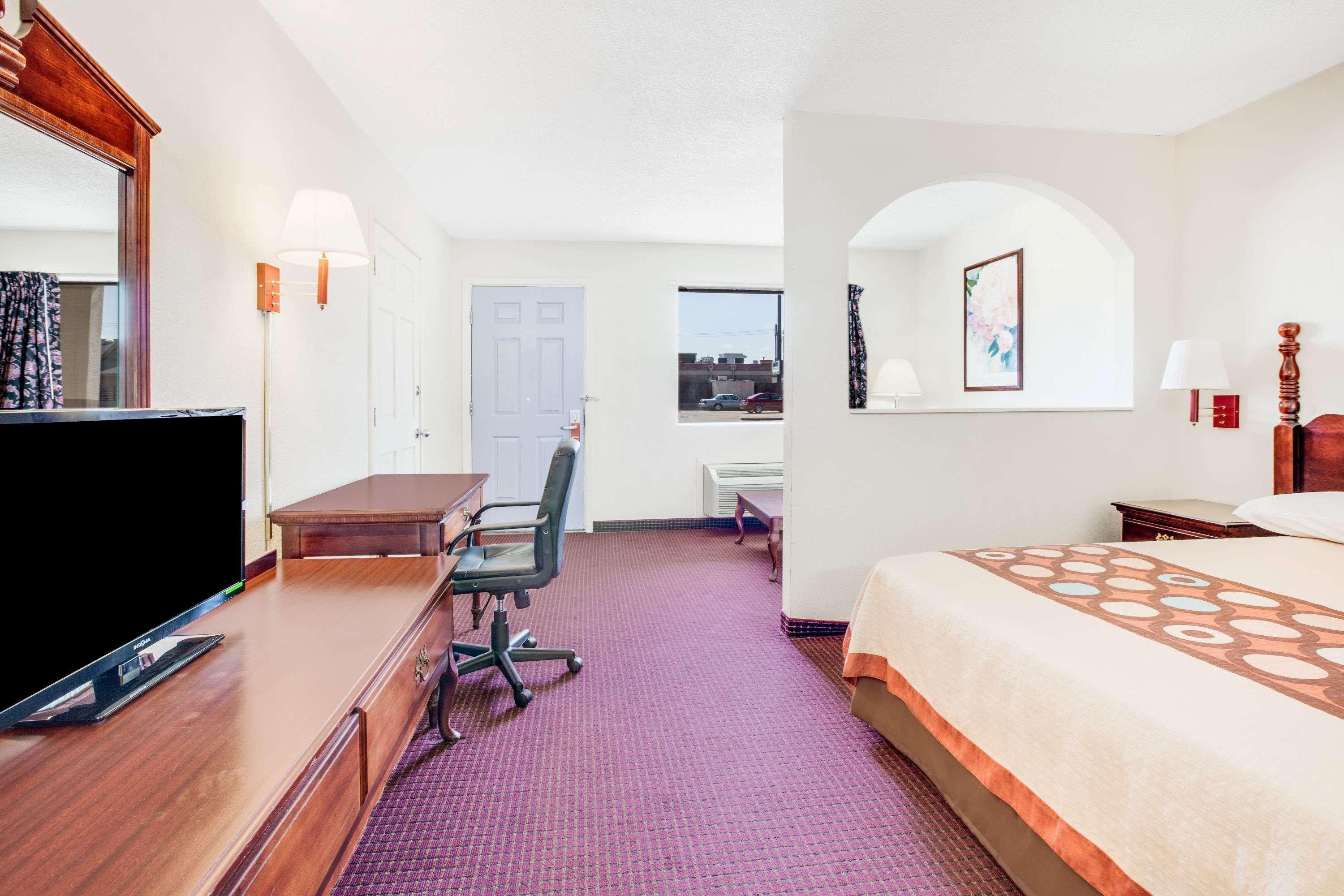 Super 8 By Wyndham Arkadelphia Caddo Valley Area Zewnętrze zdjęcie