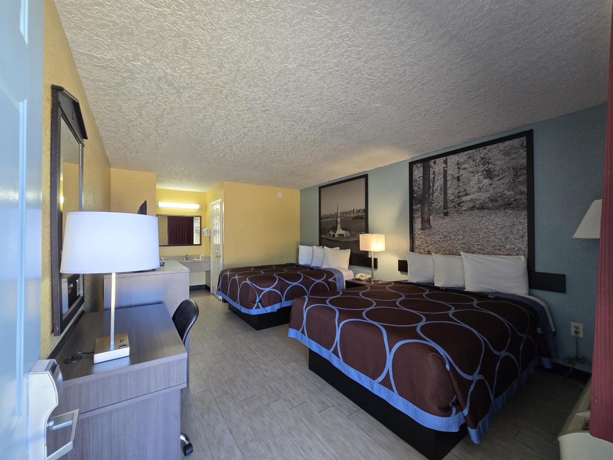 Super 8 By Wyndham Arkadelphia Caddo Valley Area Zewnętrze zdjęcie